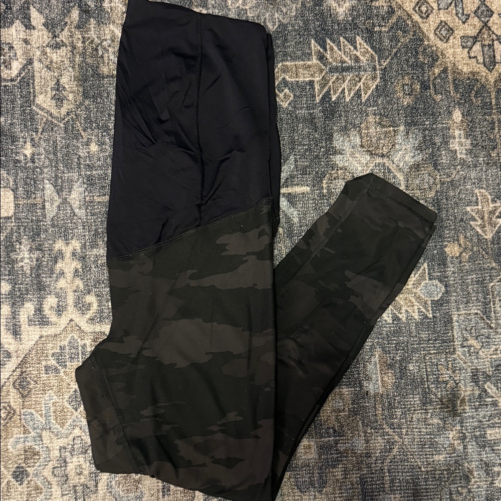 Isabel Maternity Camo Leggings, size L